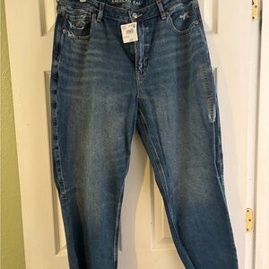 American Eagle Outfitters Women's Distressed Blue Boyfriend Jeans